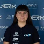 Ládi Dóra
